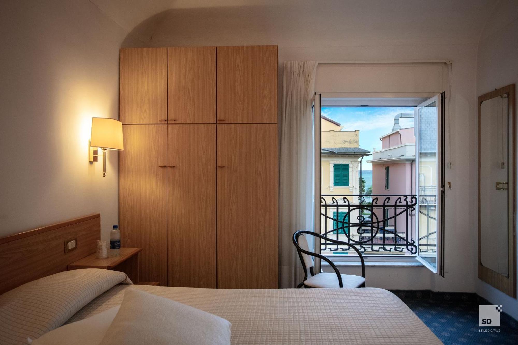 Hotel Villa Elena Вараце Екстериор снимка